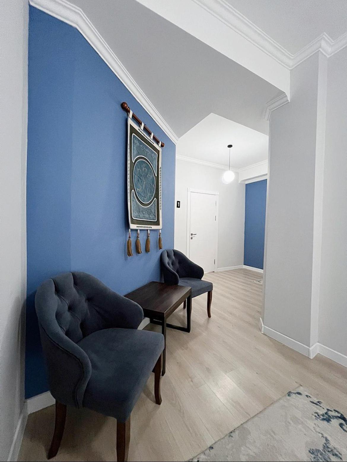 Compass Hostel Bishkek Ngoại thất bức ảnh