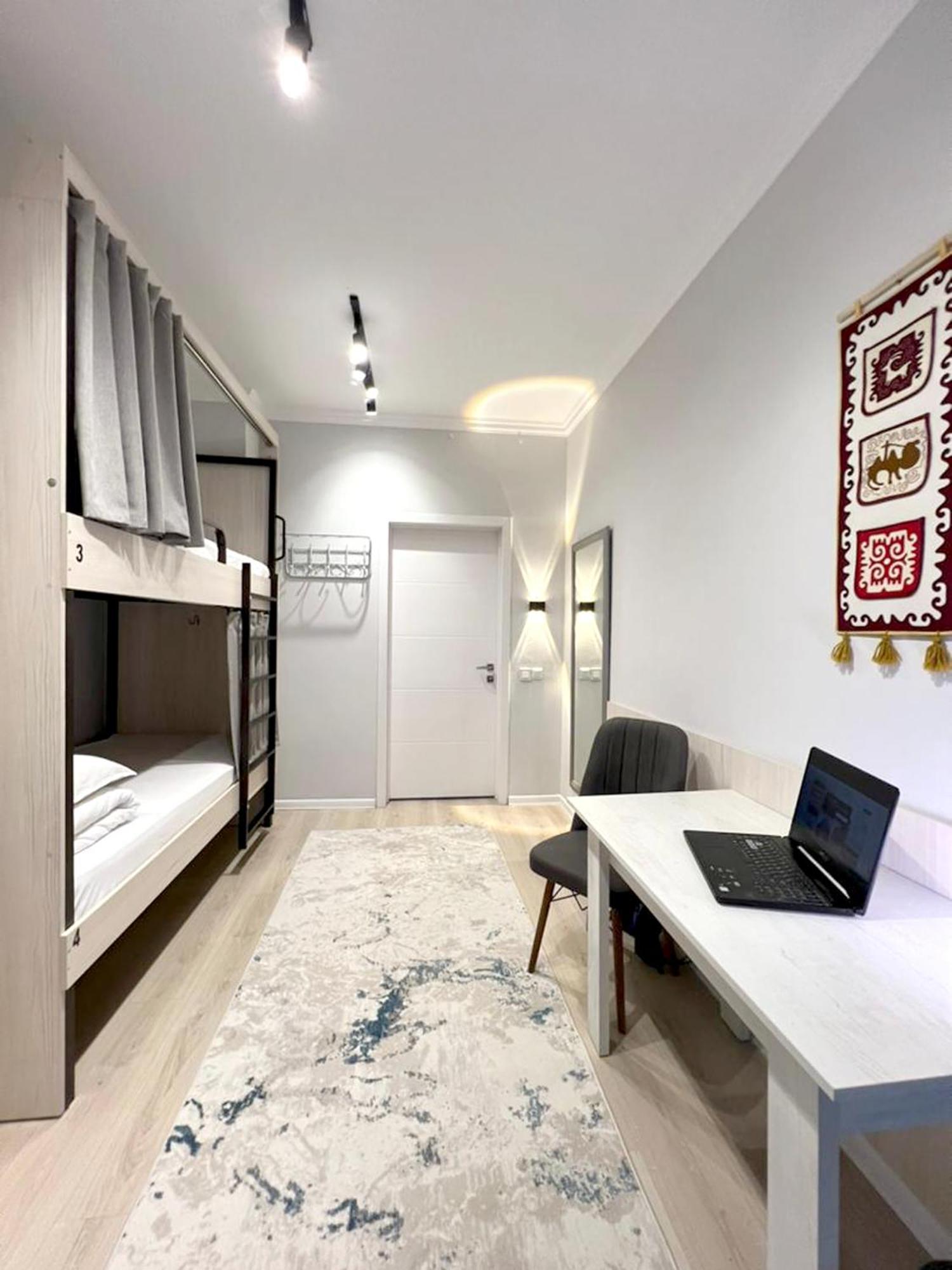 Compass Hostel Bishkek Ngoại thất bức ảnh