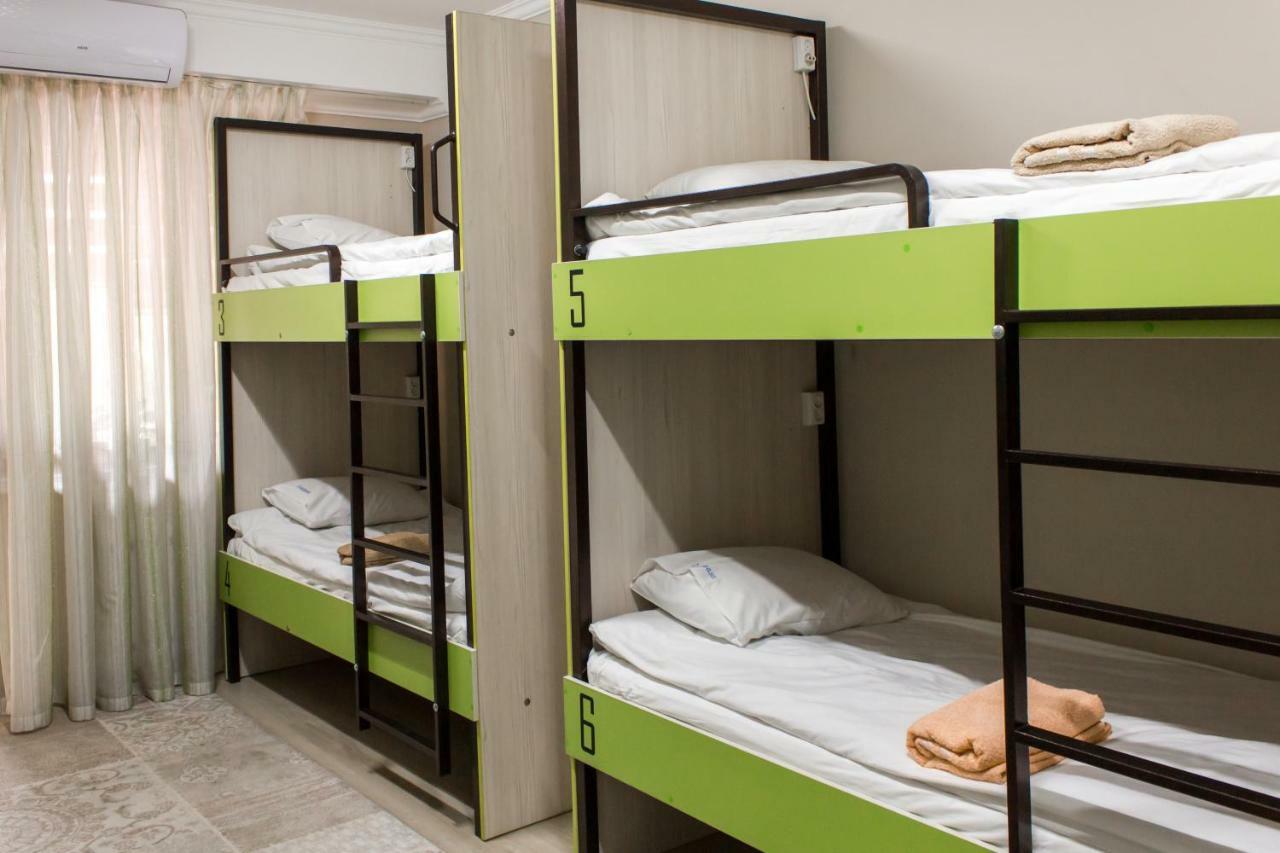 Compass Hostel Bishkek Ngoại thất bức ảnh